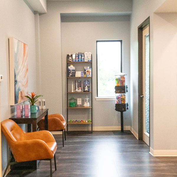 Dentist in 77387