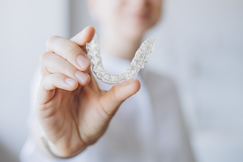 Vivera Retainers in Spring